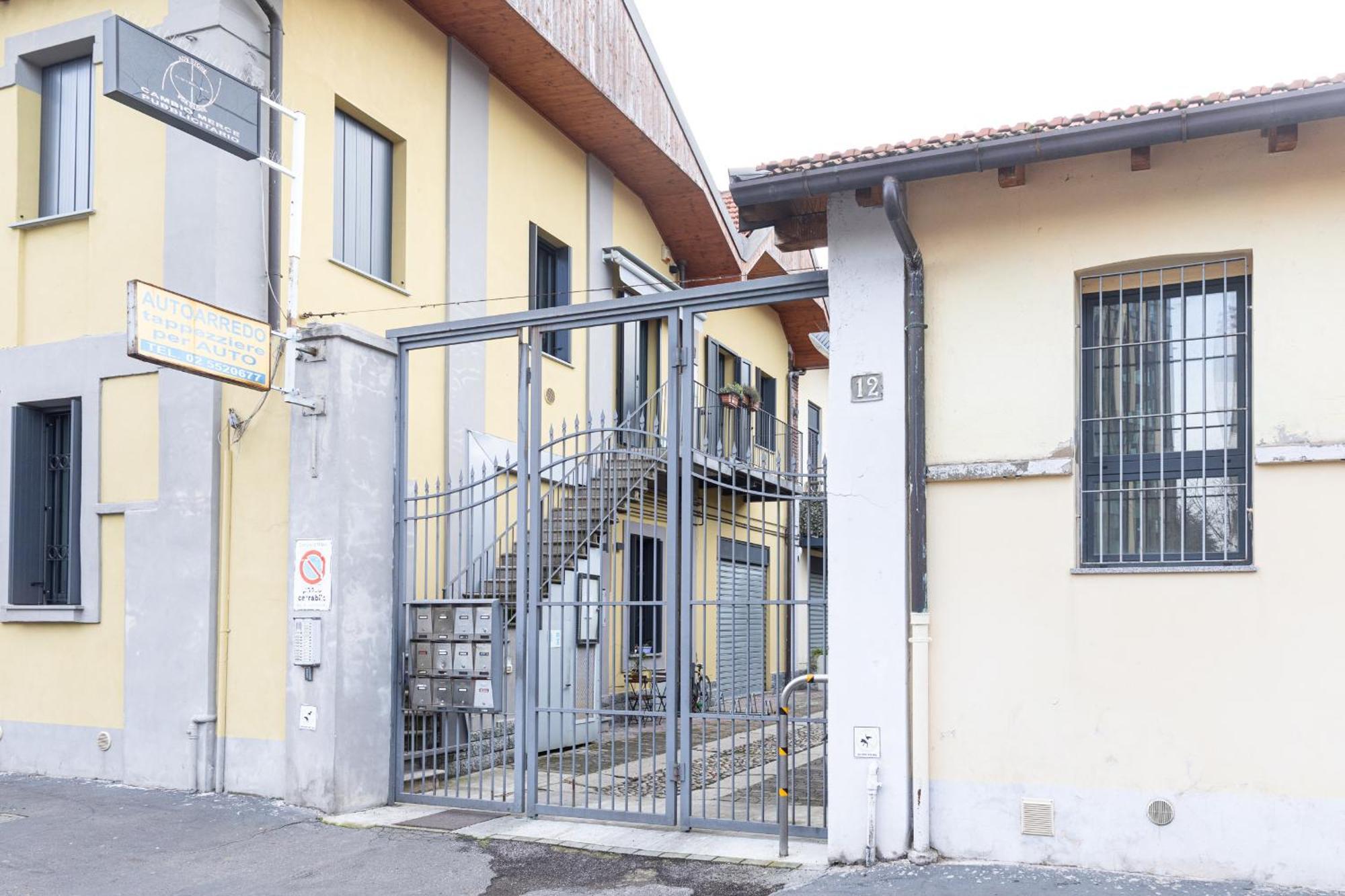 Fondazione Prada Exclusive Loft - Top Collection ミラノ エクステリア 写真